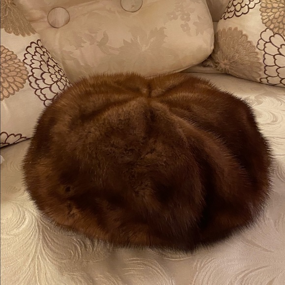 Vintage Mink Brown Fur Hat - Picture 4 of 9